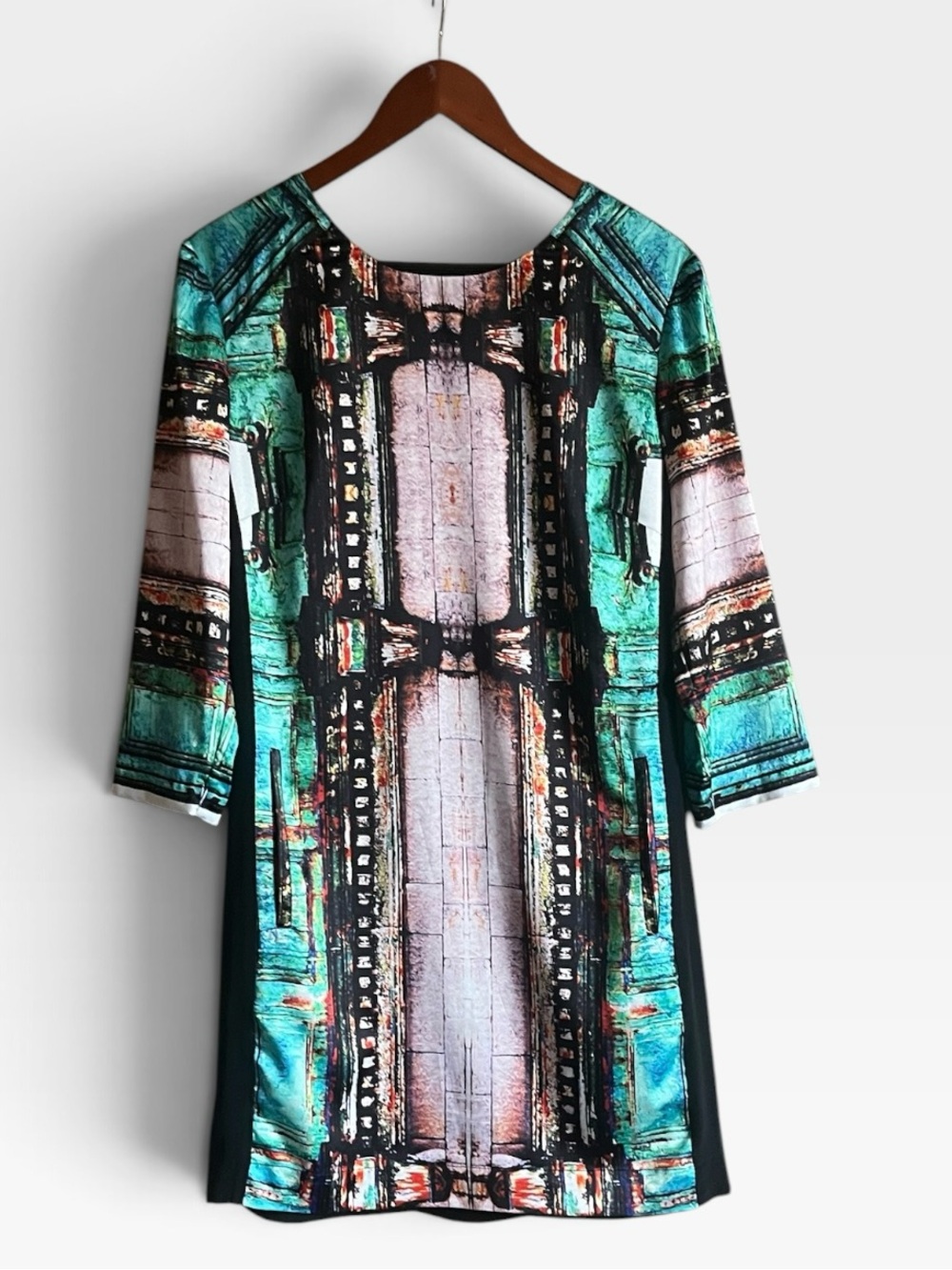 Gorgeous Hale Bob Abstract Art and Architecture Shift Dress